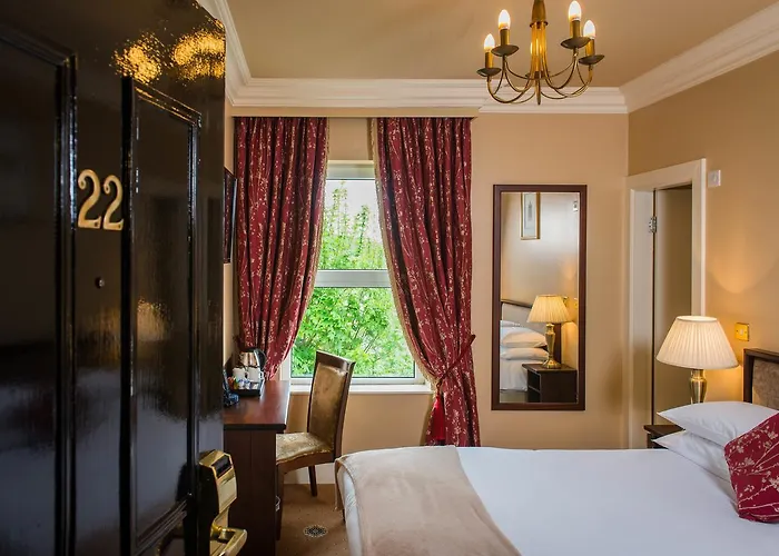 Alojamento de Acomodação e Pequeno-almoço Gabriel House 4*